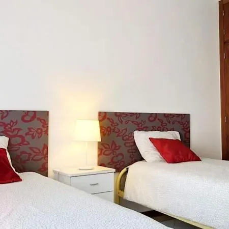 Areias - Oura & Bbq & The Oura Strip Apartment