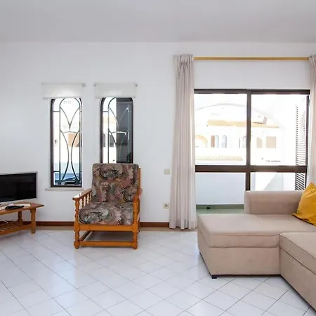 Apartment Areias - Oura & Bbq & The Oura Strip *
